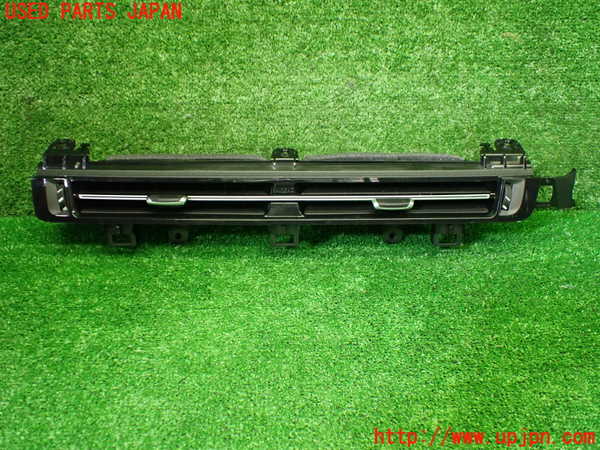 1UPJ-36807527]BMW 218i アクティブツアラー U06(62BX15)エアコン吹き出し口2 中古_m0001.jpg