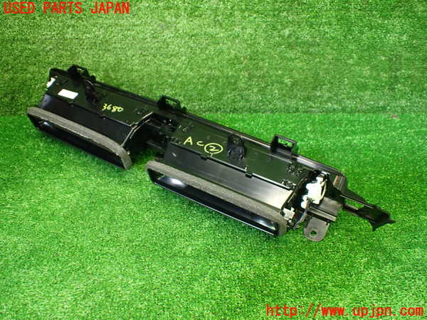 1UPJ-36807527]BMW 218i アクティブツアラー U06(62BX15)エアコン吹き出し口2 中古_m0003.jpg