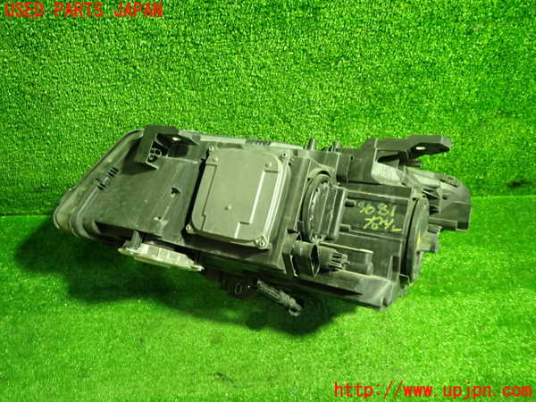 1UPJ-36811130]ベンツ AMG CLA45 4MATIC(117352 C117)右ヘッドライト HID 中古_m0003.jpg