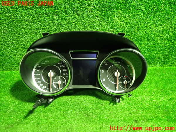 1UPJ-36816170]ベンツ AMG CLA45 4MATIC(117352 C117)スピードメーター 中古_m0001.jpg