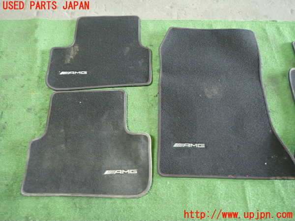 1UPJ-36817800]ベンツ AMG CLA45 4MATIC(117352 C117)フロアマット 中古_m0003.jpg