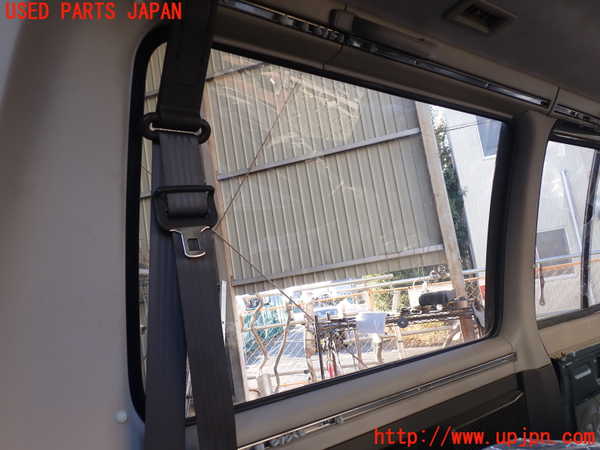 1UPJ-36841382]デリカ スターワゴン(P25W)左クォーターガラス 中古(43R-00073 M2A4)_m0002.jpg