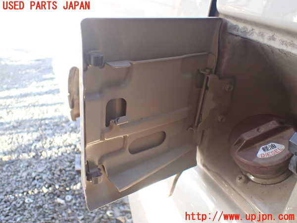 1UPJ-36841690]デリカ スターワゴン(P25W)フューエルリッド 中古_m0002.jpg