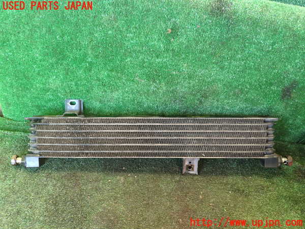 5UPJ-36842482]デリカ スターワゴン(P25W)オイルクーラー2 中古_m0001.jpg