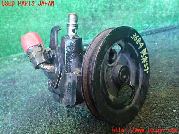 5UPJ-36844250]デリカ スターワゴン(P25W)パワステポンプ 中古_m0001.jpg