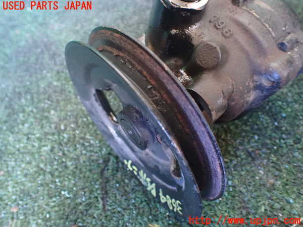 5UPJ-36844250]デリカ スターワゴン(P25W)パワステポンプ 中古_m0004.jpg