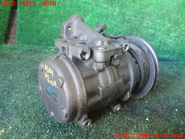 1UPJ-36846025]デリカ スターワゴン(P25W)エアコンコンプレッサー 中古_m0002.jpg