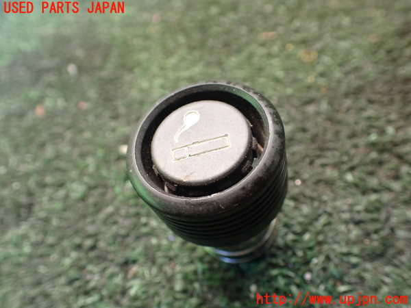 5UPJ-36847815]デリカ スターワゴン(P25W)シガライター 中古_m0001.jpg