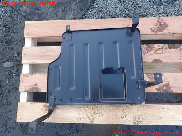 1UPJ-36857693]三菱ジープ(J55)内装トリム類3 中古_m0002.jpg