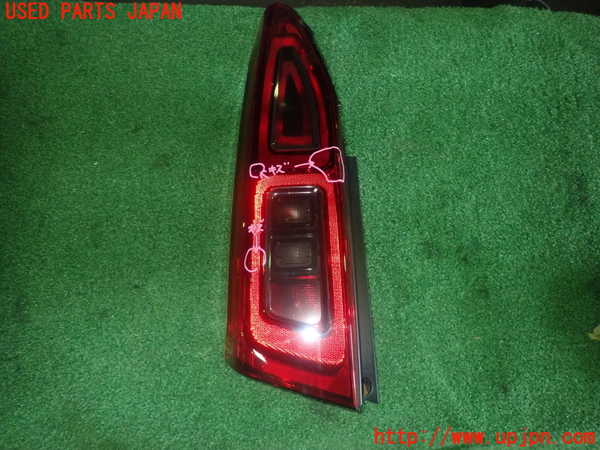 1UPJ-36871536]シトロエン・BERLINGO(ベルランゴ)(K9CYH01)左テールランプ 中古_m0001.jpg