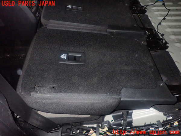 1UPJ-36877175]シトロエン・BERLINGO(ベルランゴ)(K9CYH01)左2列目シート 中古_m0005.jpg