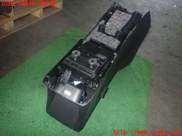 1UPJ-36877540]シトロエン・BERLINGO(ベルランゴ)(K9CYH01)センターコンソール 中古_m0004.jpg
