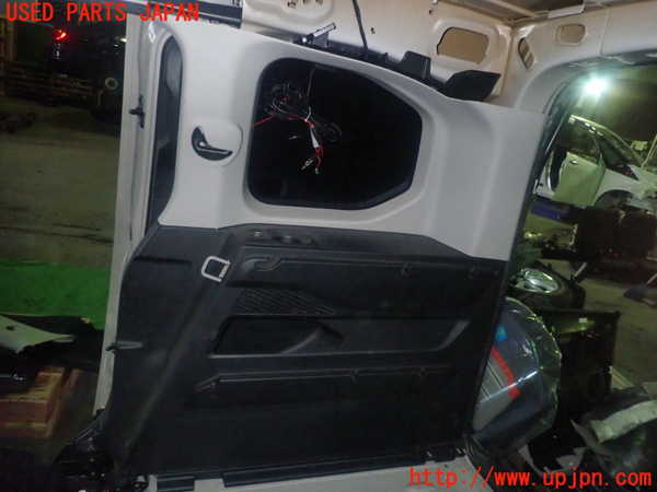 1UPJ-36877675]シトロエン・BERLINGO(ベルランゴ)(K9CYH01)右リアピラートリム 中古_m0001.jpg