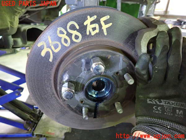 1UPJ-36884290]ヴォクシー(ノア)(ZRR80W)右フロントナックルハブ 中古_m0001.jpg