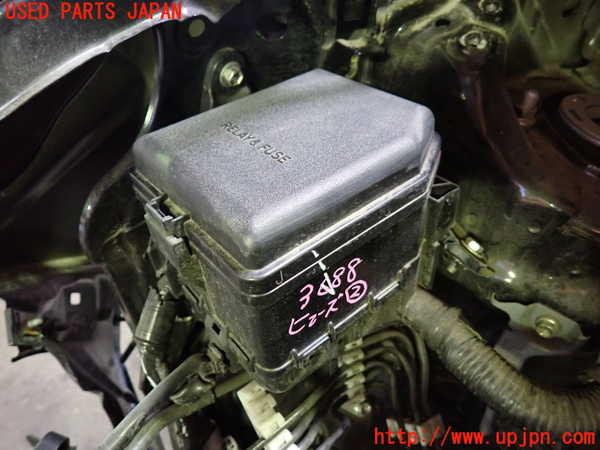 1UPJ-36886742]ヴォクシー(ノア)(ZRR80W)ヒューズボックス2 中古_m0001.jpg