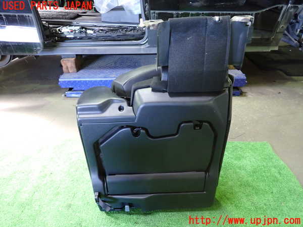 1UPJ-36887235]ヴォクシー(ノア)(ZRR80W)右3列目シート 中古_m0005.jpg