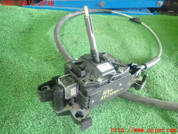 5UPJ-36907555]ポルシェ・ボクスター(987MA120)ATシフトレバー 中古_m0002.jpg