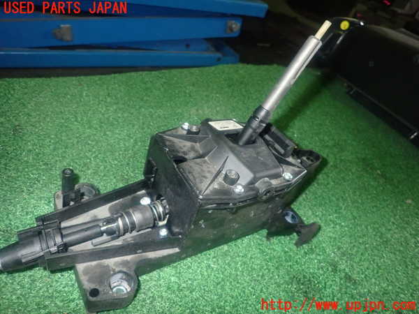 5UPJ-36907555]ポルシェ・ボクスター(987MA120)ATシフトレバー 中古_m0003.jpg