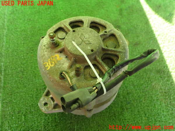 2UPJ-36926015]グロリア タテグロ(PA30)オルタネーター(ダイナモ) 中古_m0002.jpg