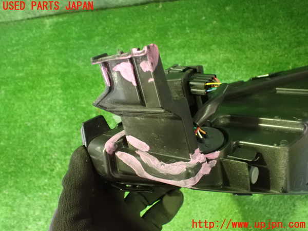 2UPJ-36931152]アウトランダーPHEV(GN0W)左コーナーランプ (ジャンク品) 中古_m0003.jpg