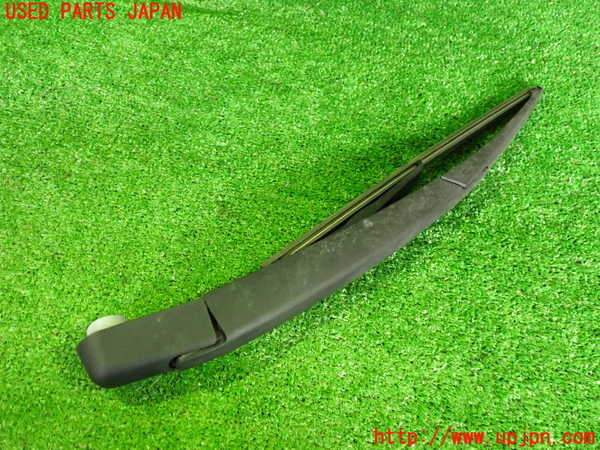 2UPJ-36931661]アウトランダーPHEV(GN0W)リアワイパーアーム1 中古_m0001.jpg