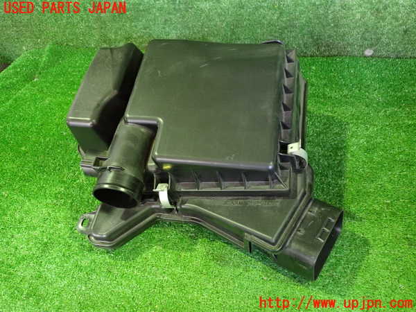 2UPJ-36932560]アウトランダーPHEV(GN0W)エアクリーナーボックス 中古_m0001.jpg