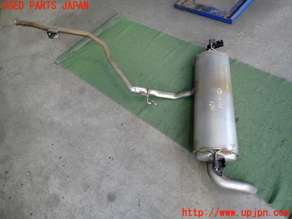 2UPJ-36932671]アウトランダーPHEV(GN0W)リアマフラー1 中古_m0001.jpg
