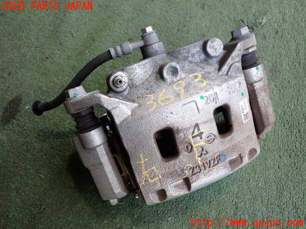 2UPJ-36934080]アウトランダーPHEV(GN0W)右フロントキャリパー 中古_m0001.jpg