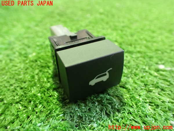 5UPJ-36936310]アウトランダーPHEV(GN0W)スイッチ5 (トランク) 中古_m0001.jpg