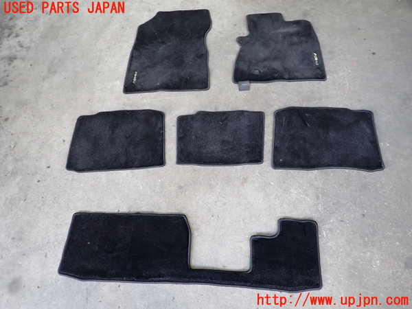 2UPJ-36937800]アウトランダーPHEV(GN0W)フロアマット 中古_m0001.jpg