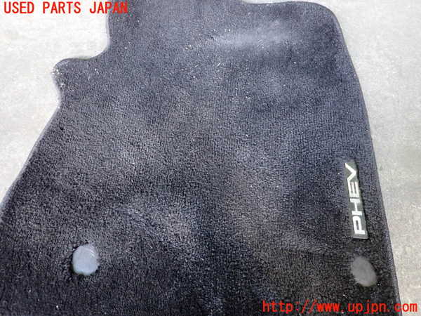 2UPJ-36937800]アウトランダーPHEV(GN0W)フロアマット 中古_m0002.jpg