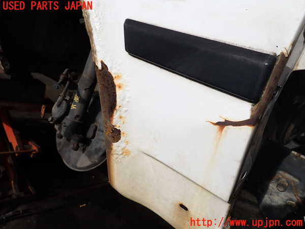 2UPJ-36961080]セリカXX(GA61)右前フェンダー ジャンク_m0003.jpg