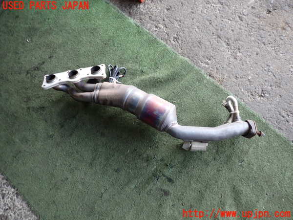 2UPJ-36972041]BMW X3(PC25)エキマニ1 (触媒 マニバーター) 中古 (E83)_m0002.jpg
