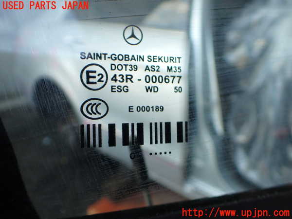2UPJ-36981230]ベンツ E350 W212(212056C)右前ドア 中古 SAINT-GOBAIN SEKURIT M35 43R-000677_m0003.jpg