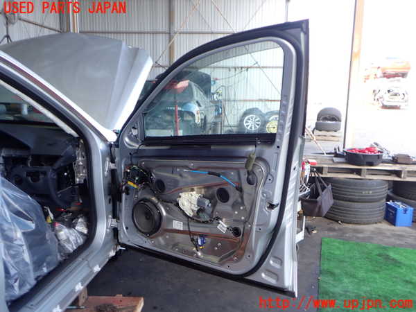 2UPJ-36981230]ベンツ E350 W212(212056C)右前ドア 中古 SAINT-GOBAIN SEKURIT M35 43R-000677_m0004.jpg