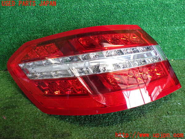 2UPJ-36981536]ベンツ E350 W212(212056C)左テールランプ 中古_m0001.jpg