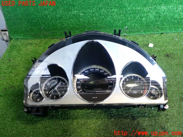 2UPJ-36986170]ベンツ E350 W212(212056C)スピードメーター 中古_m0001.jpg