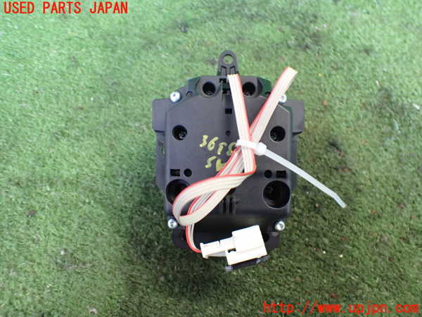 2UPJ-36986306]ベンツ E350 W212(212056C)スイッチ1(コマンドシステム ナビコントロール) 中古_m0002.jpg