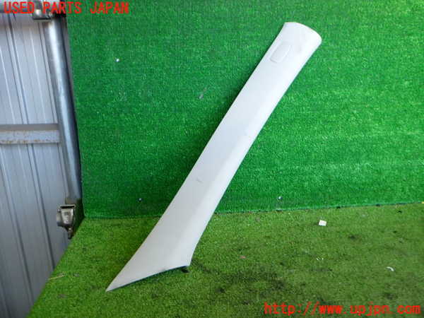 2UPJ-36987655]ベンツ E350 W212(212056C)右フロントピラートリム 中古_m0001.jpg