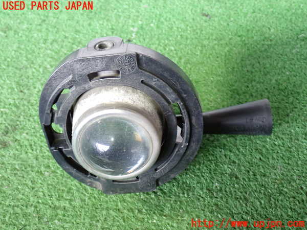 2UPJ-36991180]クライスラー・300(LX36)右フォグ 中古_m0001.jpg