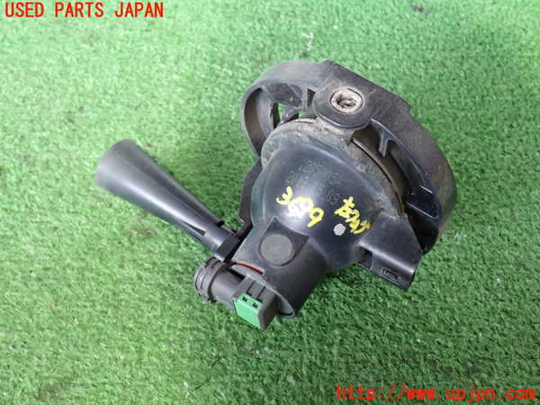 2UPJ-36991182]クライスラー・300(LX36)左フォグ 中古_m0003.jpg