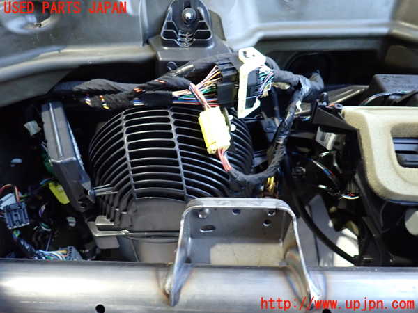 2UPJ-36996081]クライスラー・300(LX36)エバポレーター1 中古_m0003.jpg