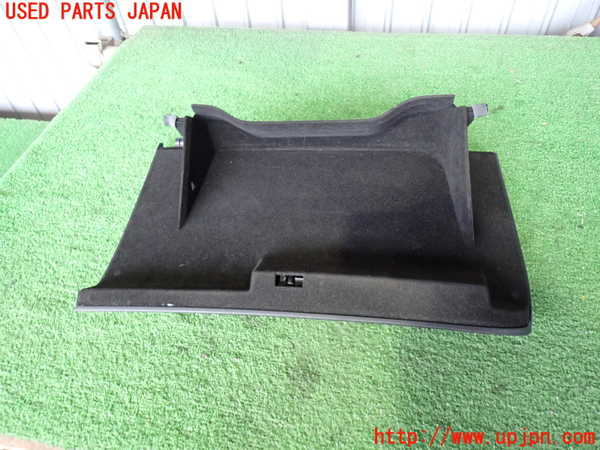 2UPJ-36997516]クライスラー・300(LX36)グローブボックス1 中古_m0002.jpg