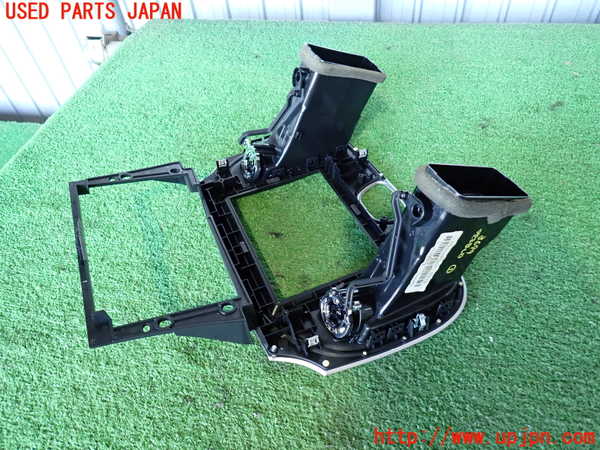 5UPJ-36997526]クライスラー・300(LX36)エアコン吹き出し口1 (真中) 中古_m0004.jpg
