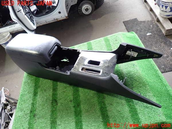 2UPJ-36997540]クライスラー・300(LX36)センターコンソール 中古_m0001.jpg