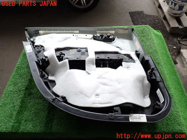 2UPJ-36991294]クライスラー・300(LX36)右後ドア内張り 中古_m0005.jpg