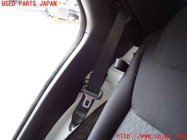 2UPJ-36997155]クライスラー・300(LX36)右2列目シートベルト 中古_m0001.jpg