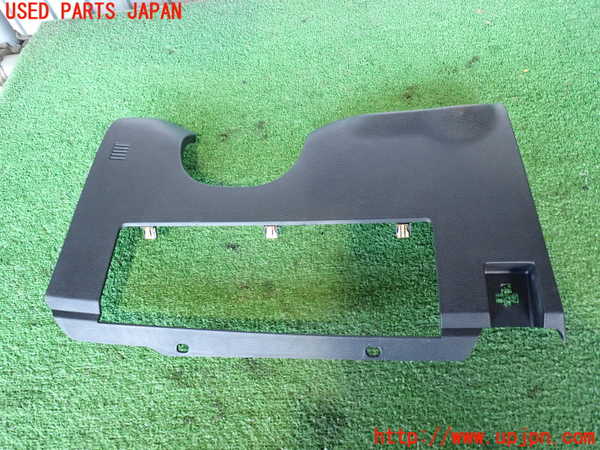 2UPJ-36997691]クライスラー・300(LX36)内装トリム類1 中古_m0001.jpg