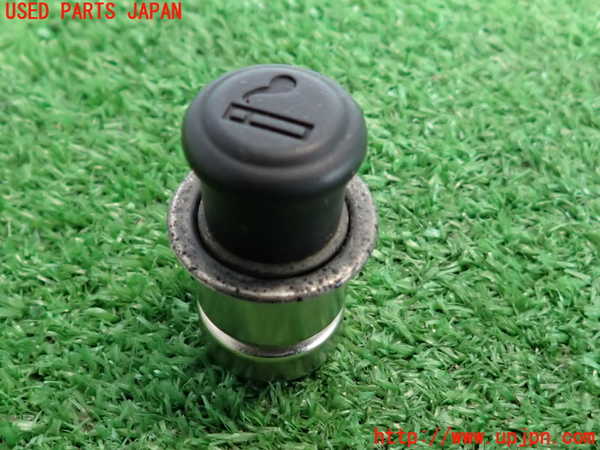 2UPJ-37007815]アルテッツァ(GXE10)シガライター 中古_m0001.jpg