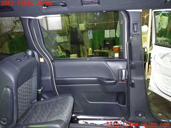 1UPJ-37021320]ヴォクシー(ノア)(MZRA90W)左後ドア 中古 NSG M3Q8 43R-003021_m0005.jpg